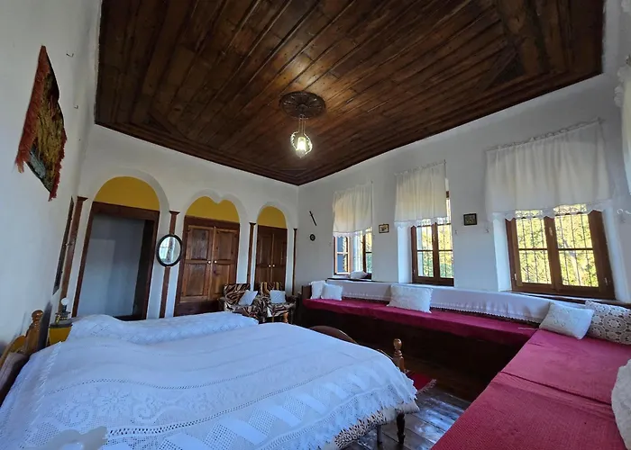 Traditional GuestHouse Permet